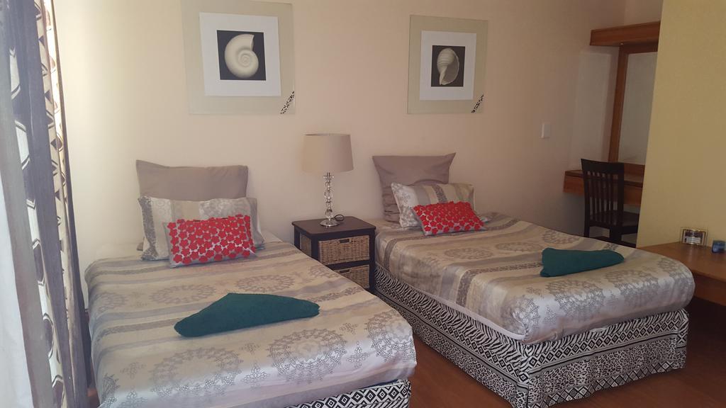 בלוברגסטראנד Natalie Guesthouse מראה חיצוני תמונה