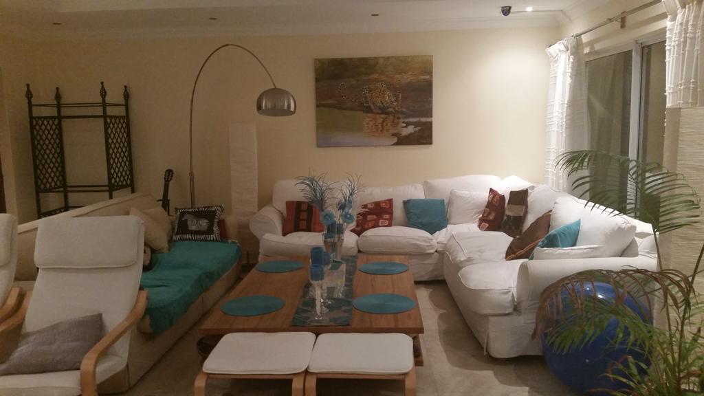 בלוברגסטראנד Natalie Guesthouse מראה חיצוני תמונה