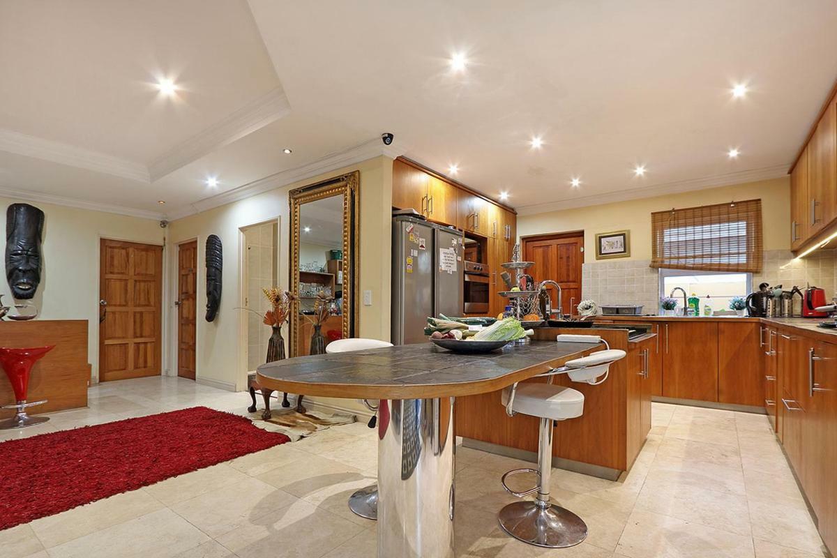 בלוברגסטראנד Natalie Guesthouse מראה חיצוני תמונה