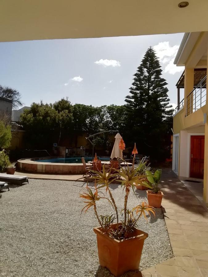 בלוברגסטראנד Natalie Guesthouse מראה חיצוני תמונה